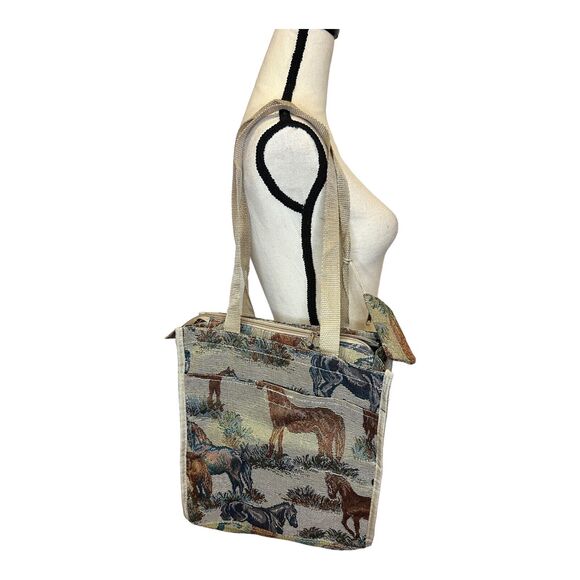 NWOT Horse Equestrian Tapestry Zippered Collapsible Tote w/attached Coin Purse - Picture 4 of 5